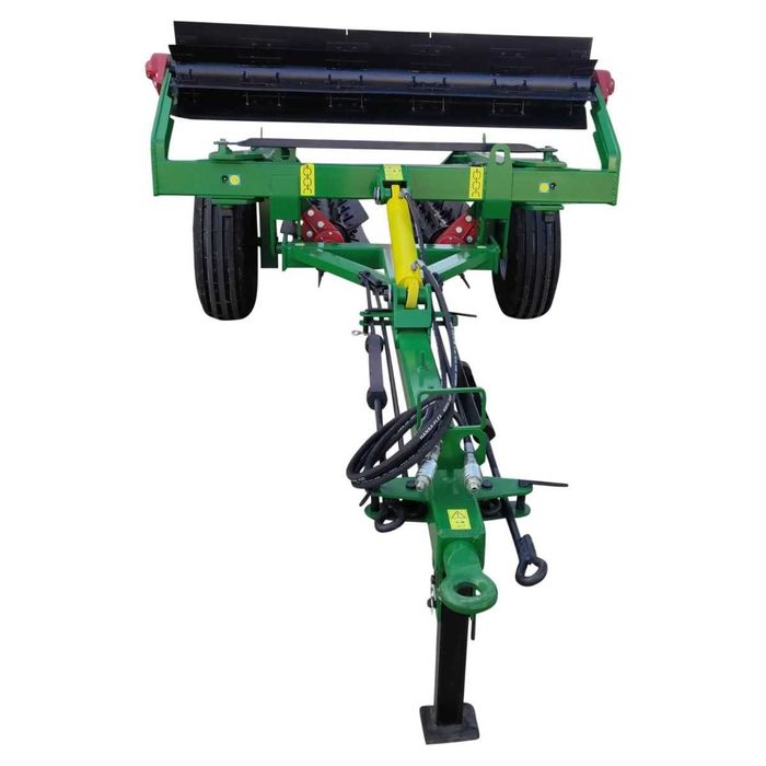 Tocatoare pliabila tractata