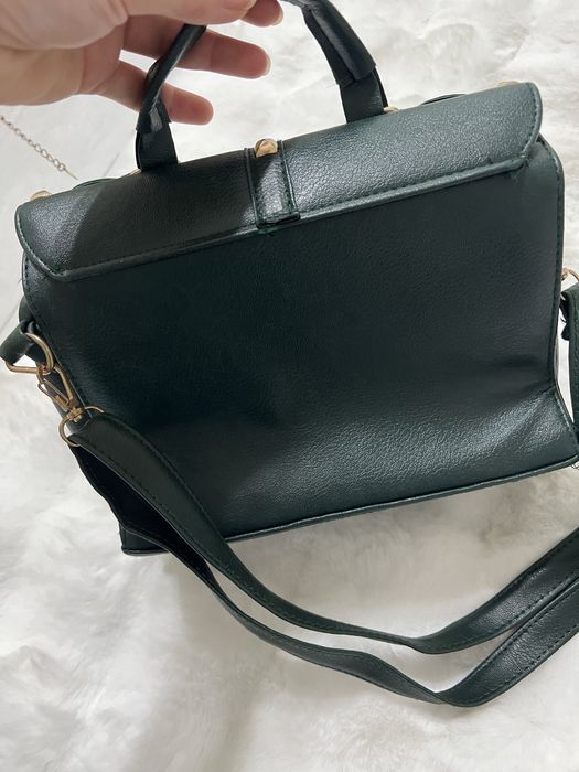 Дамска зелена чанта