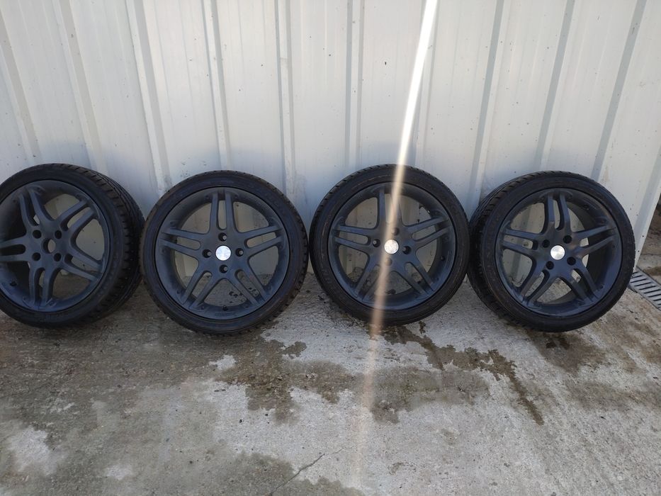 Гуми с джанти в отлично състояние