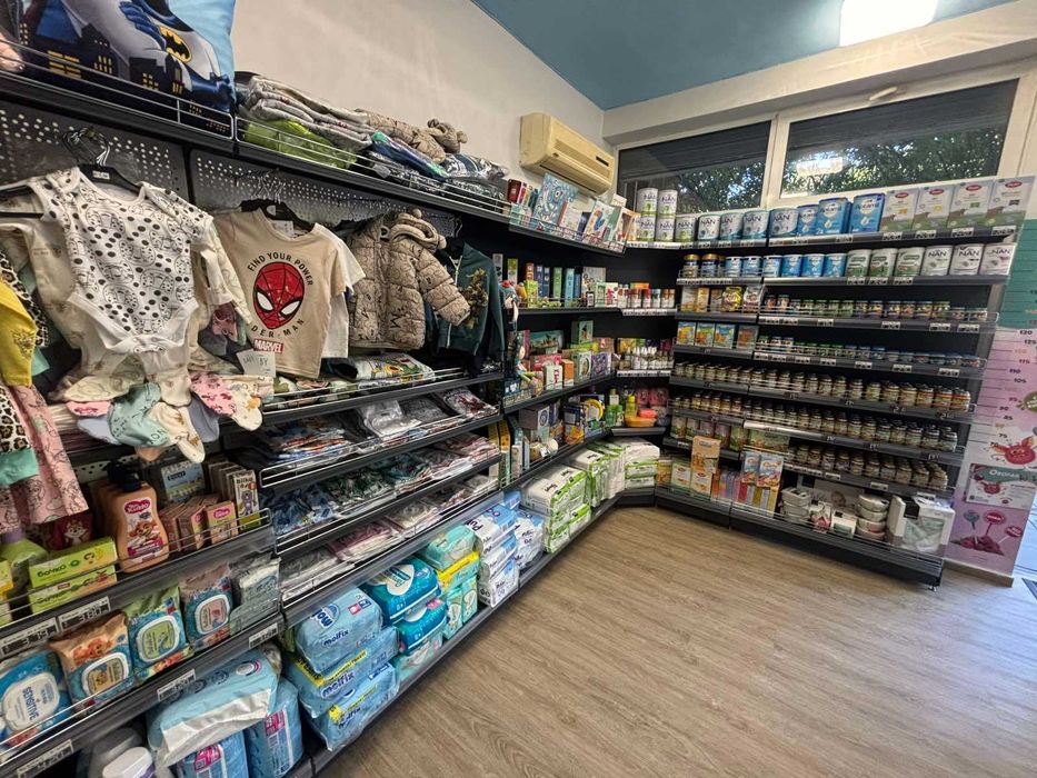 Метални стелажи за оборудване на магазин за детски стоки /НОВИ/