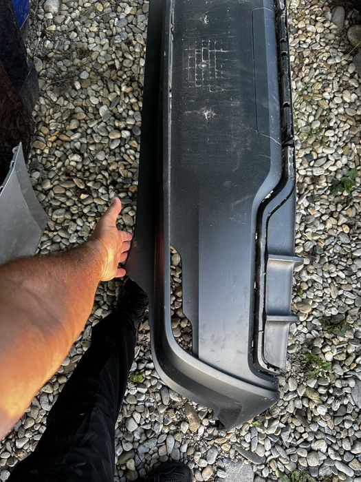 Spoiler inferior bară spate tesla y facelift..cod:1947138-00-A.