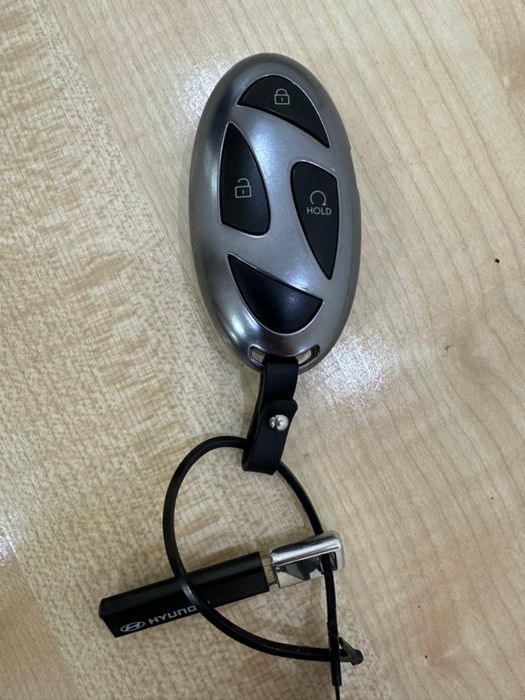 Продам смарт-ключи на hyundai tucson