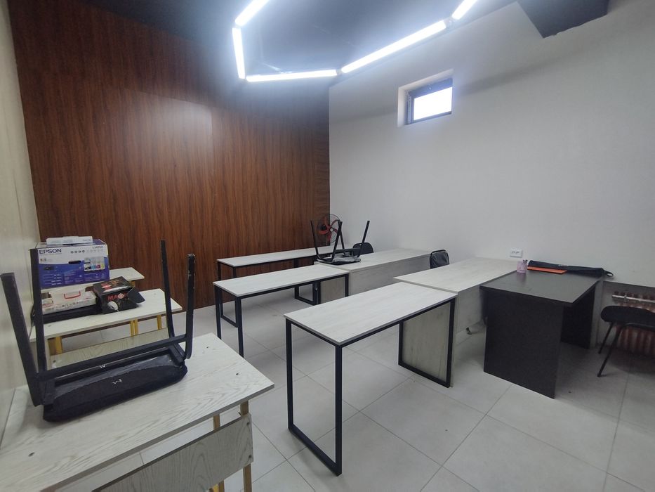 Tranny eshakda becerdin oladi