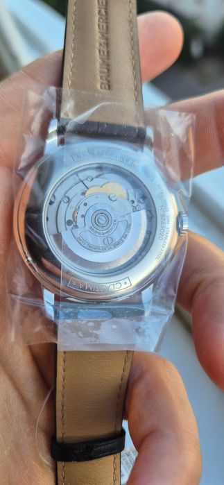 Baume and Mercier - розово злато и стомана, чисто нов