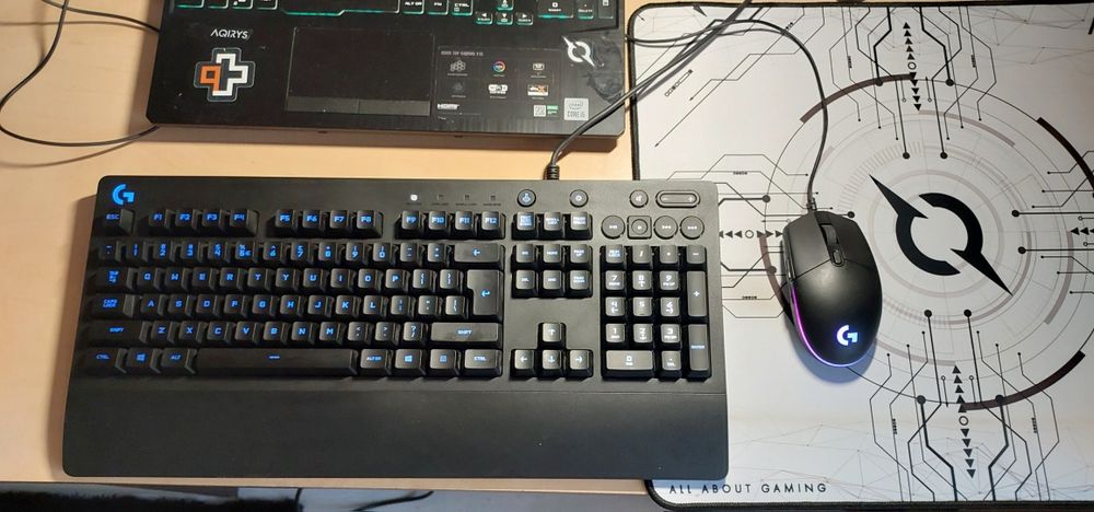Vand set tastaura+mouse+mouse pad