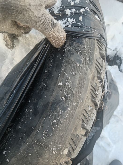 Продам Шины Bridgestone Blizzak