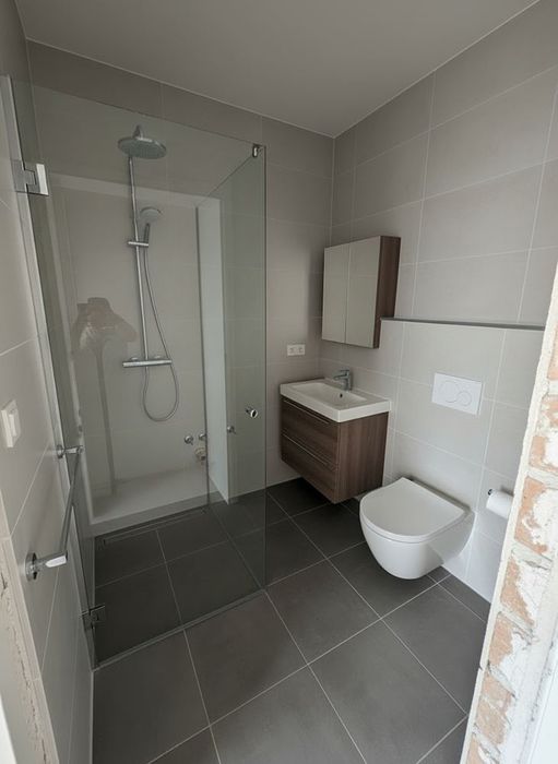 Продава се Тристаен апартамент в Бургас, Изгрев - 90 кв.м за 1190 €/кв.м - Снимка #8