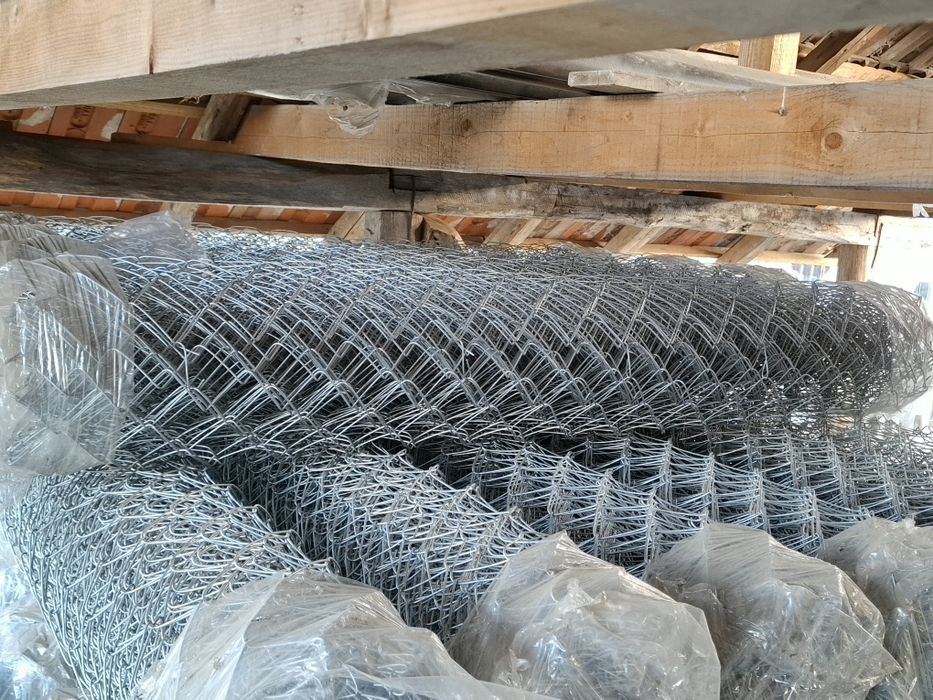 Ferestre aluminiu si plasa gard