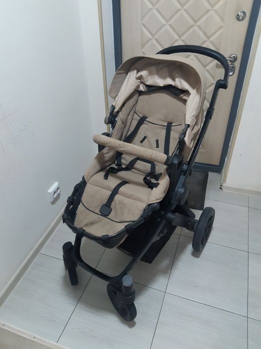 Детская коляска.