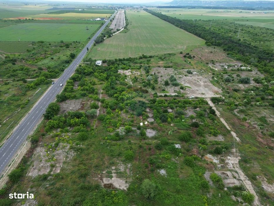 Teren intravilan 10,301mp Marasesti / DN E85