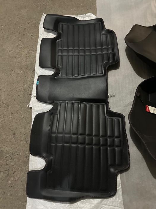 Чехлы  для авто на RaV 4  после 2003 до 2010