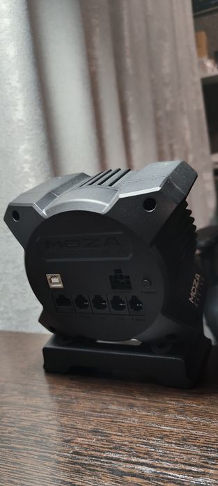 Moza r3 bundle игровой руль