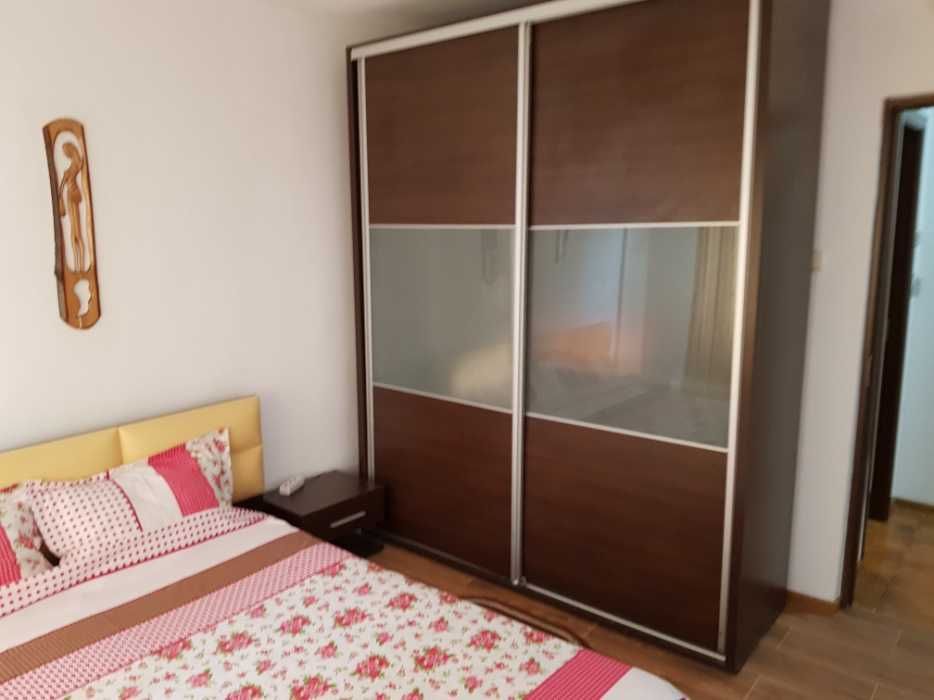 Inchiriez Apartament 2 camere langa Delfinariu in Constanta - An universitar 400 euro cuplu