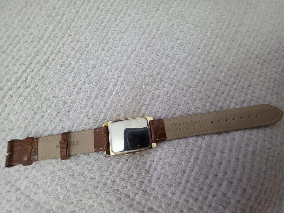 Продам часы с PVD покрытием