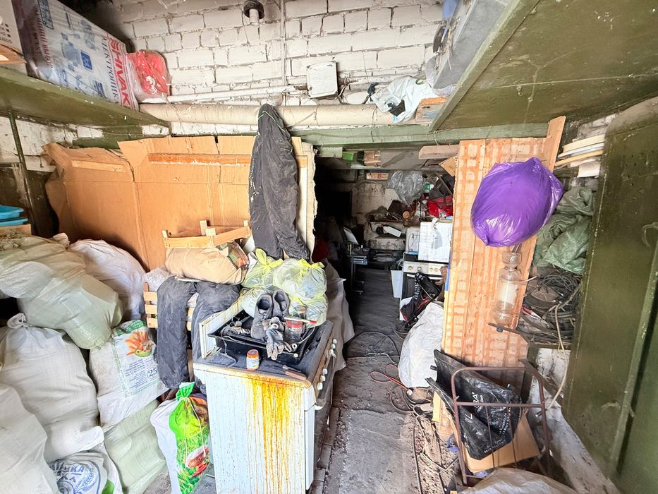 Гараж 32 м² г.к.Таксопарк