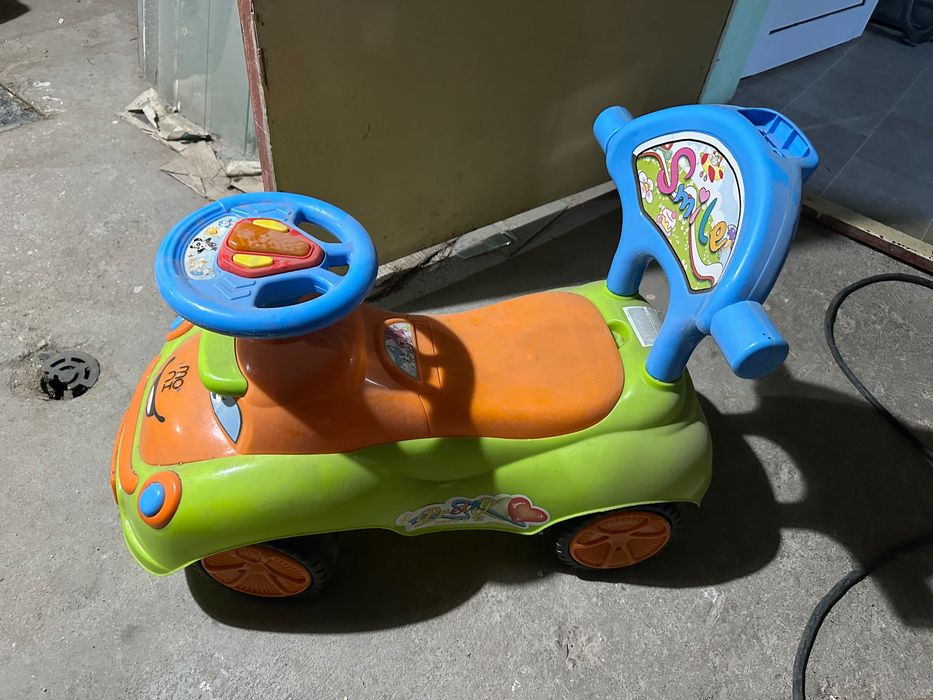 Детска кола за Бутане