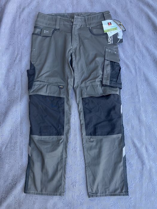 Pantaloni de lucru Mascott (mărimea 51) Noi, cu etichetă!