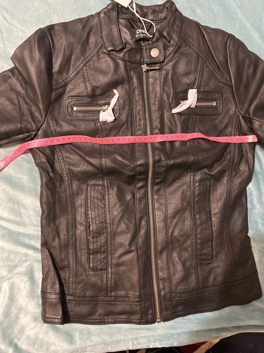 Vand Geaca only mas 34 ( xs)