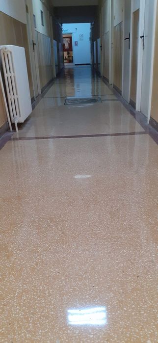 Șlefuit și lustruit marmura si mozaic travertin, granit