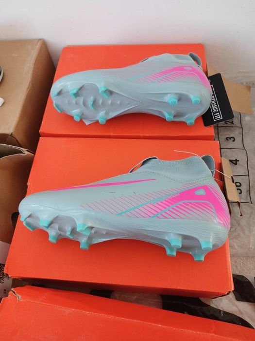 Футболни обувки  Nike JR ZOOM