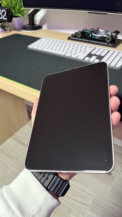 iPad Mini 6 Celullar - 64GB