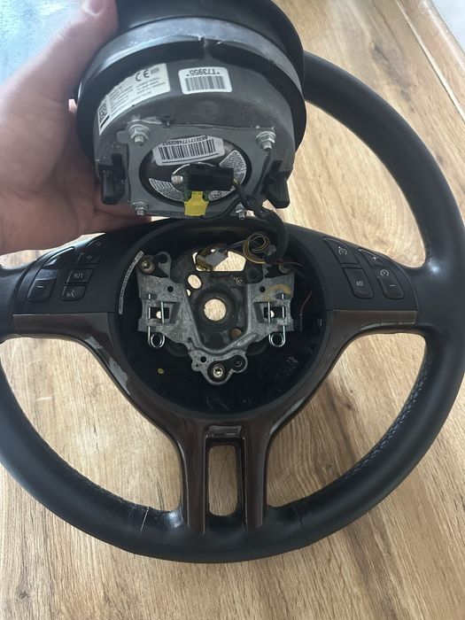 Срочно спорт руль на  Бмв Е46 Е39 Х5