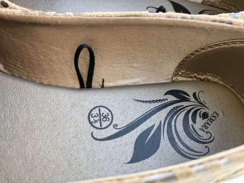 Дамски супер леки пролетно-летни обувки