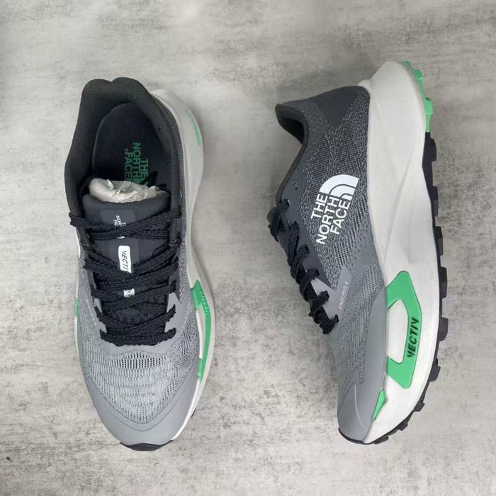 Нови мъжки маратонки The North Face M Vectiv Enduris 4 Bud/Grey