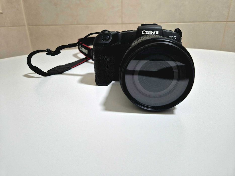 Canon EOS RP cu obiectiv kit 24-105 mm f/4-7.1 IS STM