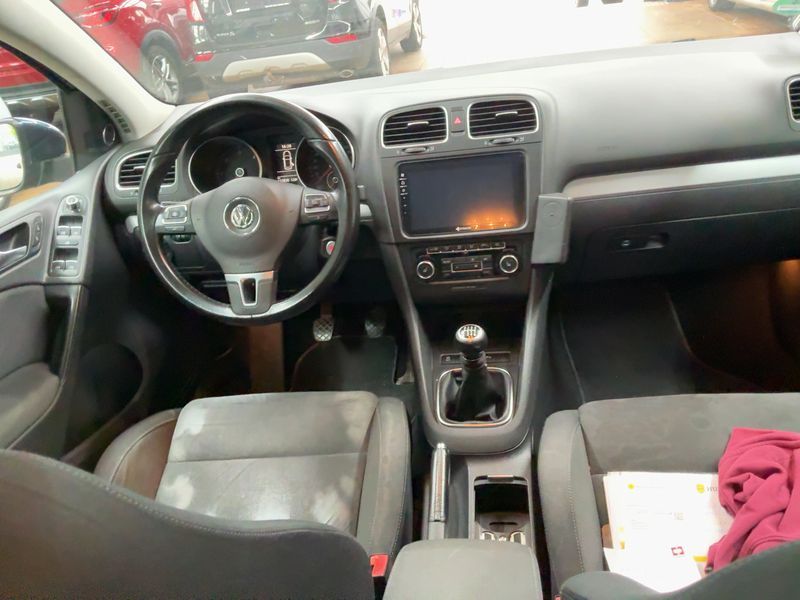 Volkswagen Golf VI 2.0 TDI Highline 4Motion 2011