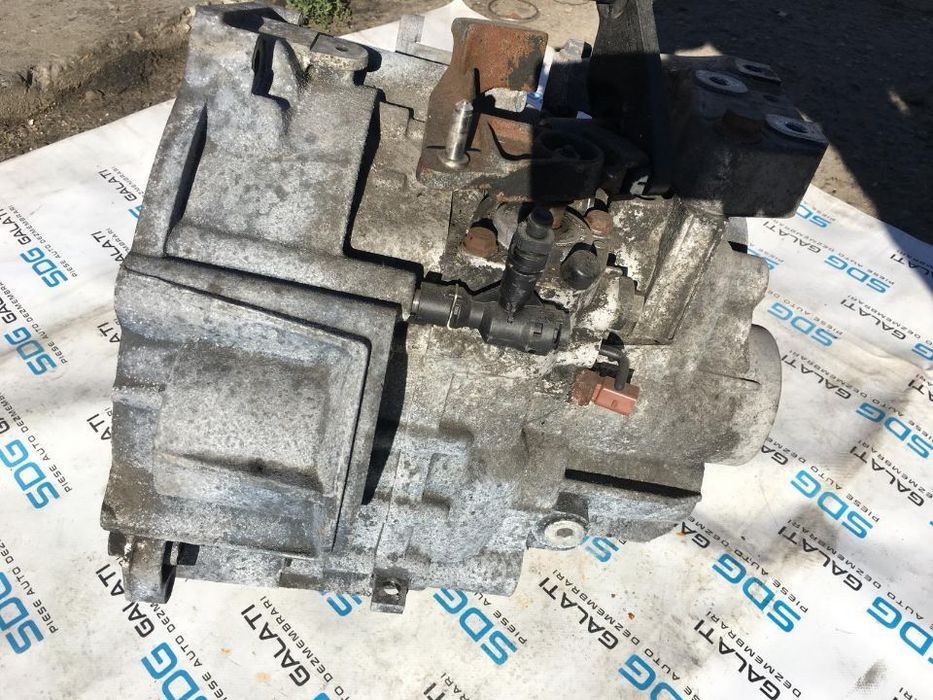 Cutie Viteze 6 Trepte Manuala Skoda Octavia 2 2.0TDI 2004 - 2012 COD : KNS Proba Pe Masina