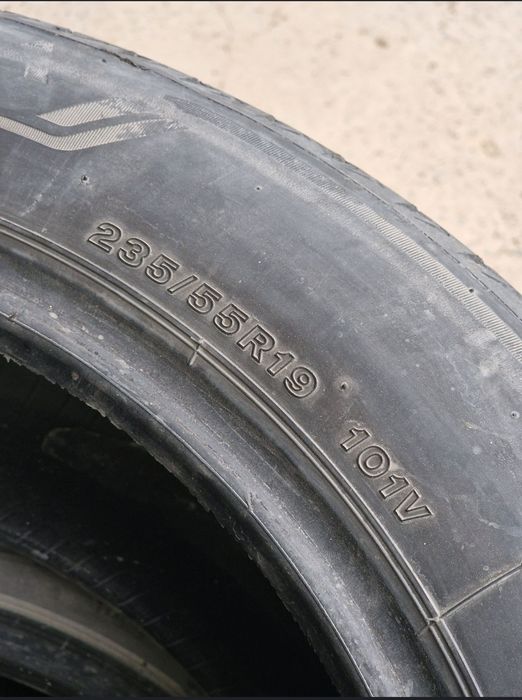 Шины Bridgestone 235/55 R19