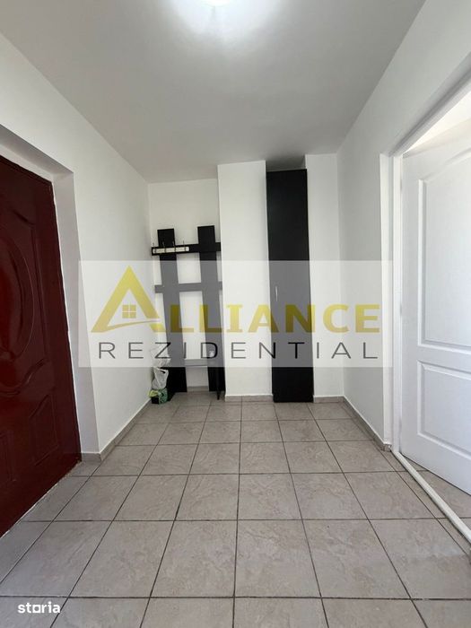 Apartament cu 2 camere semidecomandat in sector 4 - Aleea Huedin