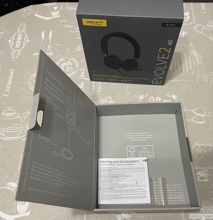 Слушалки Jabra Evolve2 40 SE