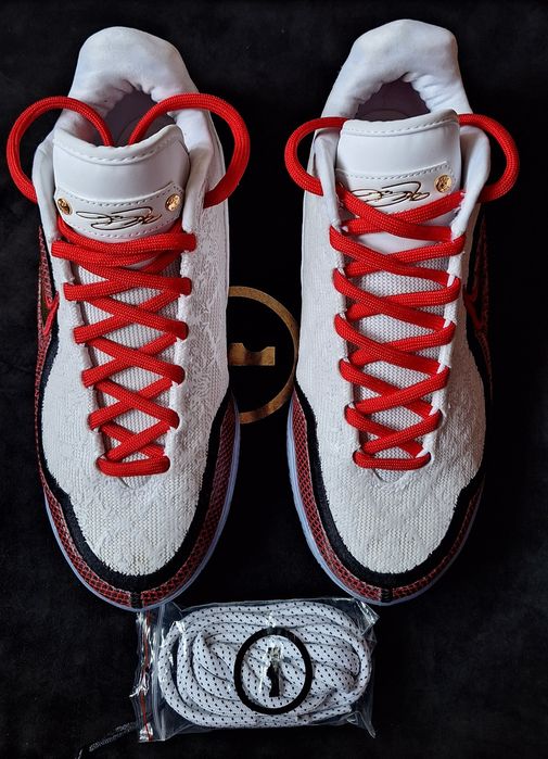 Nike LeBron XXIII
Продавам чисто нови Nike LeBroXIII. Не са носени. Номер 42. Цена 150€