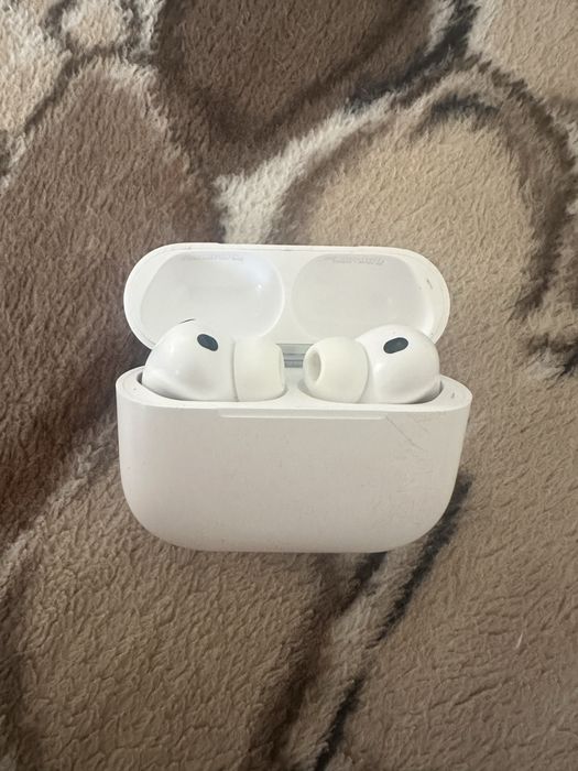 Vând AirPods Pro 3
