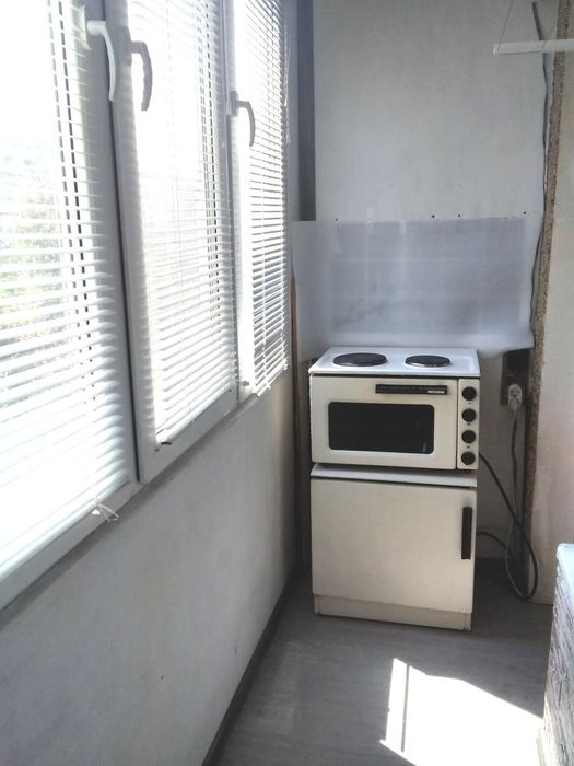 Продавам боксониера