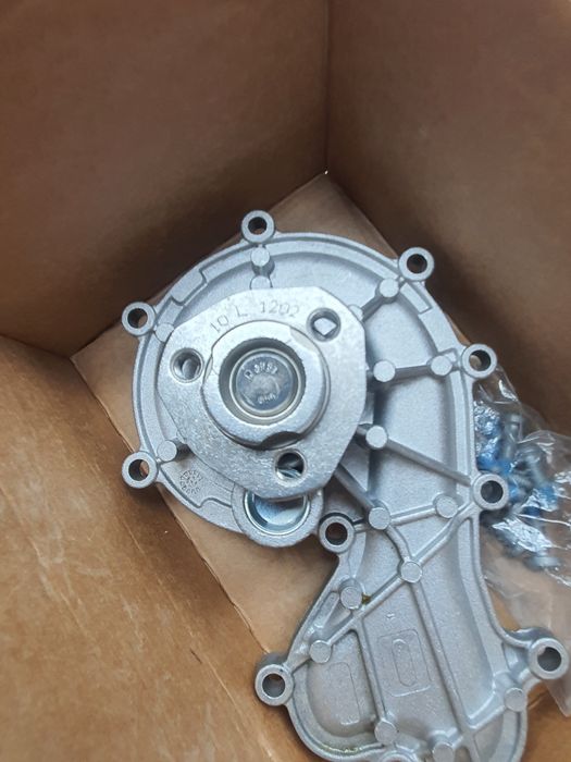 Pompa apa audi a6 c7 motor 3.0 diesel