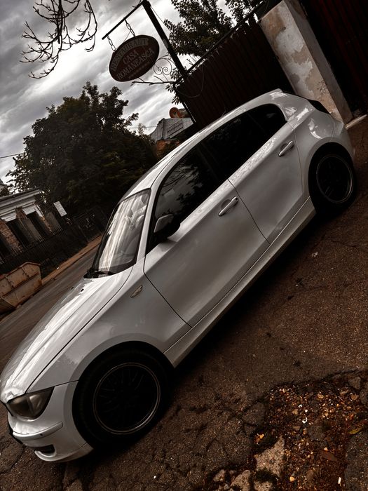 BMW 1 Series 2010 — imagine 3