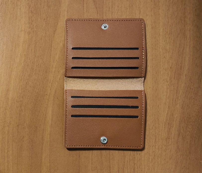 Мужские кошельки