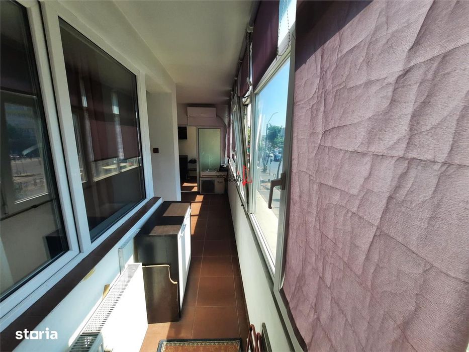 2 camere semidecomandat Iancului Sectia 8 Politie