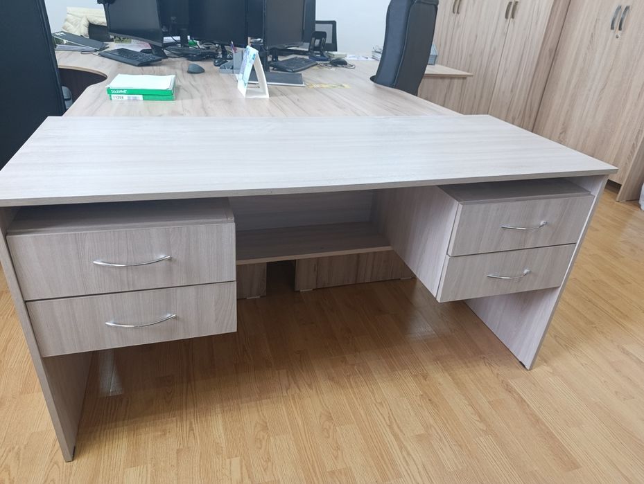 Стол преподавательский