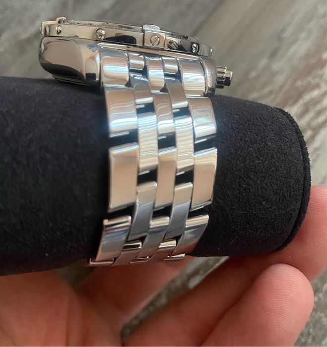 Продавам нов Breitling - Chronomat A13356