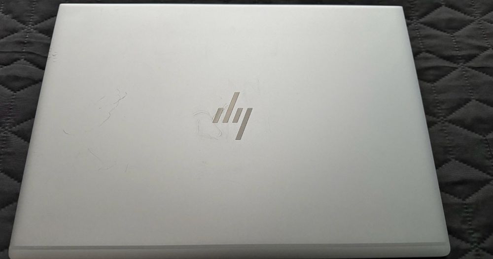 HP EliteBook 1040 G4 touchscreen