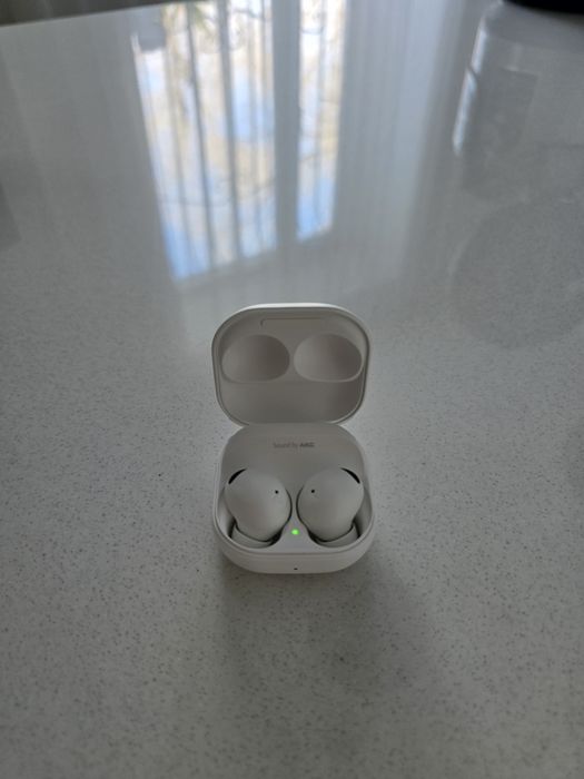 Продам наушники Samsung Buds2 Pro