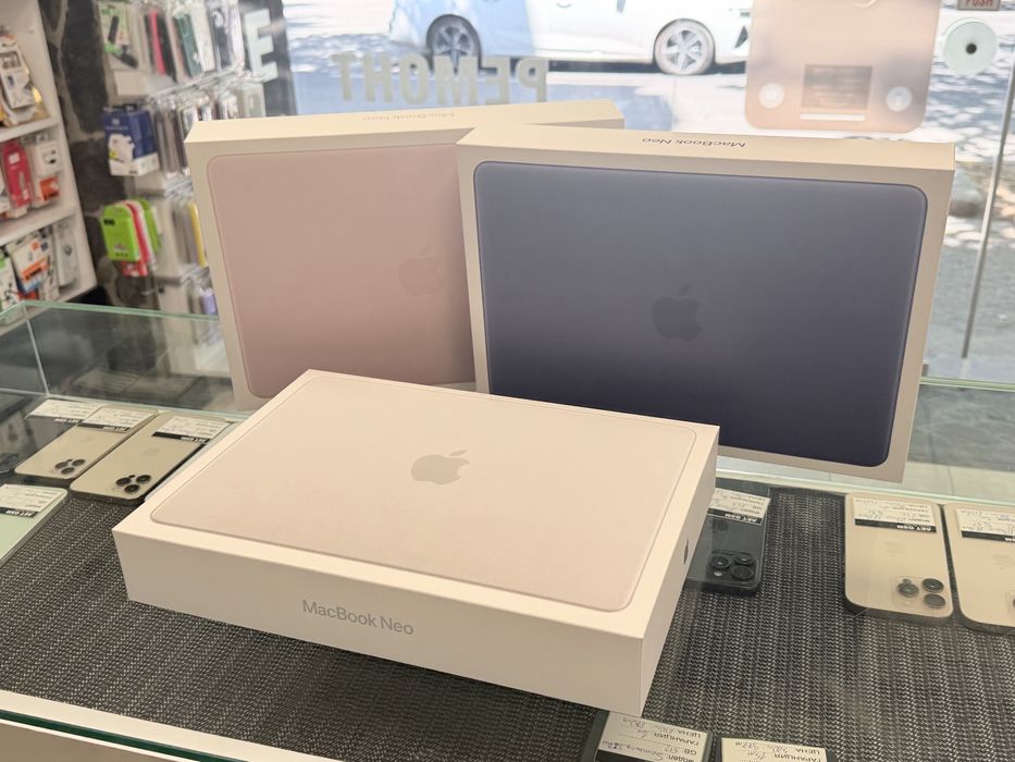 Apple Macbook Neo 13" 256GB Чисто Нови