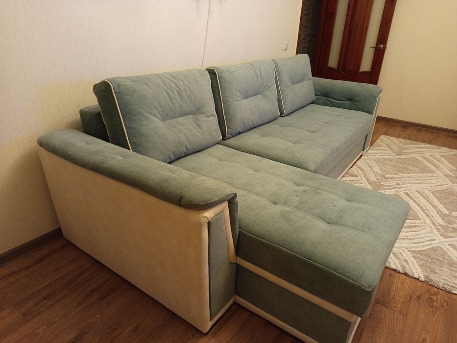 Продам угловой диван