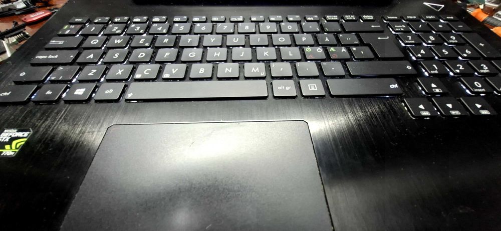 Laptop-Asus G750