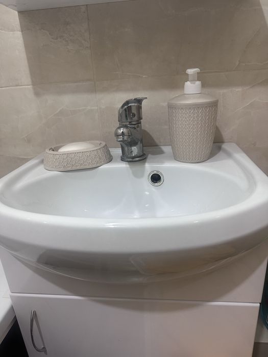 Продам раковину 45 см