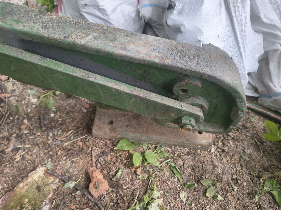 Foarfeca ghilotină în stare de funcționare